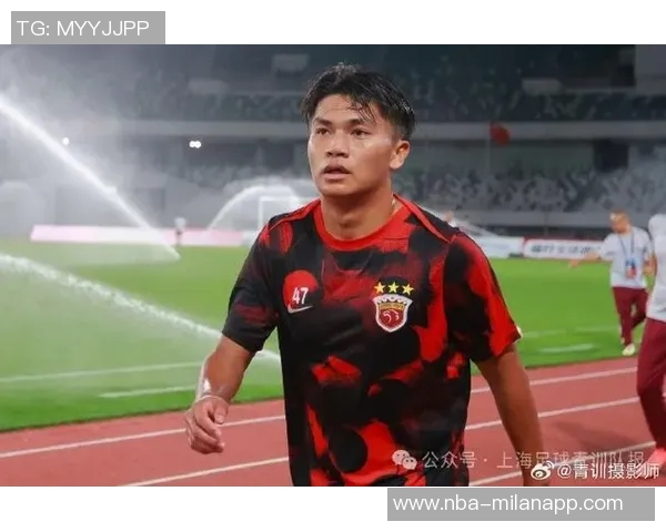 蒯纪闻出场短暂表现分析5分钟内传球失误情况及评分解读 蒯纪闻出场短暂表现分析5分钟内传球失误情况及评分解读